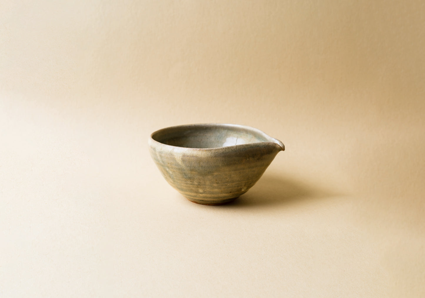 手工陶瓷片口茶碗